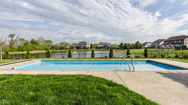 5778 Bentbrook Drive, Bargersville, IN 46106