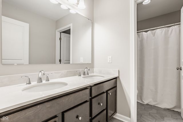 5778 Bentbrook Drive, Bargersville, IN 46106