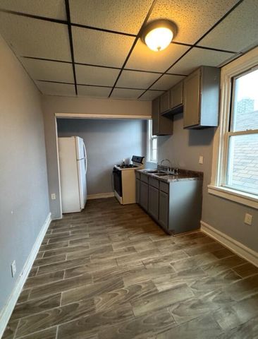 4716 Mccook Avenue, East Chicago, IN 46312