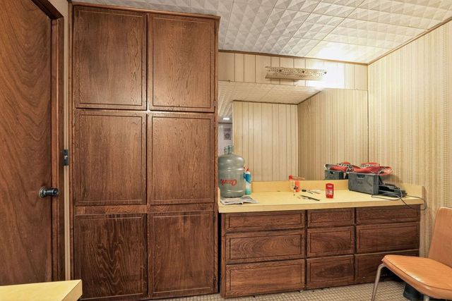 308 S San Jacinto Street, Whitney, TX 76692