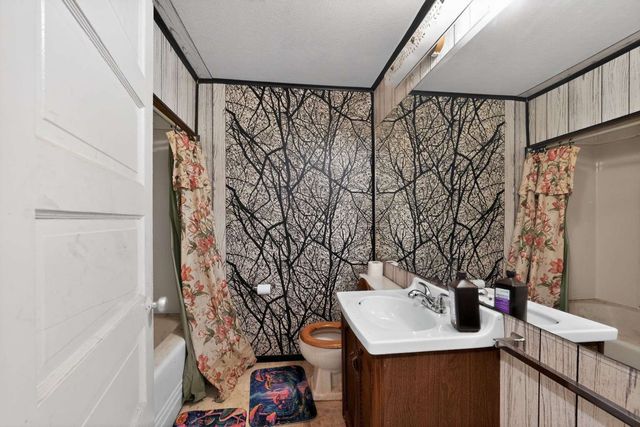 308 S San Jacinto Street, Whitney, TX 76692