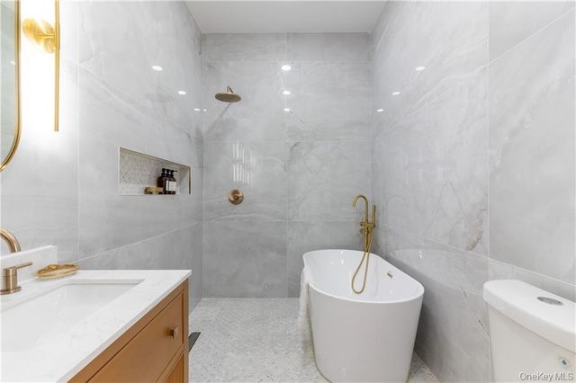 1231 Putnam Avenue, Brooklyn, NY 11221