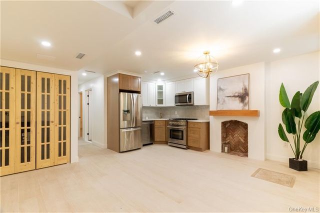 1231 Putnam Avenue, Brooklyn, NY 11221