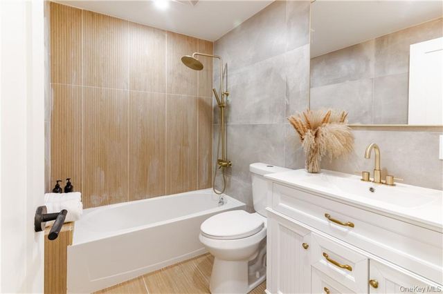 1231 Putnam Avenue, Brooklyn, NY 11221