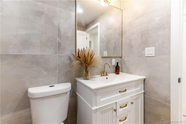 1231 Putnam Avenue, Brooklyn, NY 11221