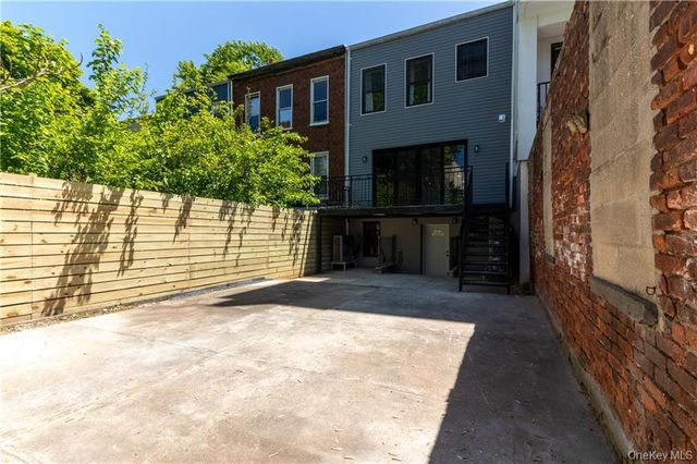 1231 Putnam Avenue, Brooklyn, NY 11221