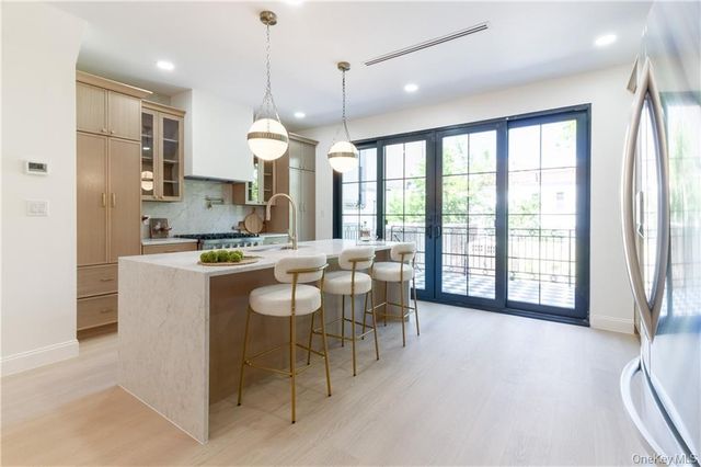 1231 Putnam Avenue, Brooklyn, NY 11221