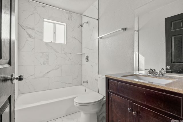 222 Merida, San Antonio, TX 78207