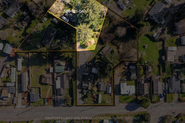 1714 Peach Avenue, Mckinleyville, CA 95519