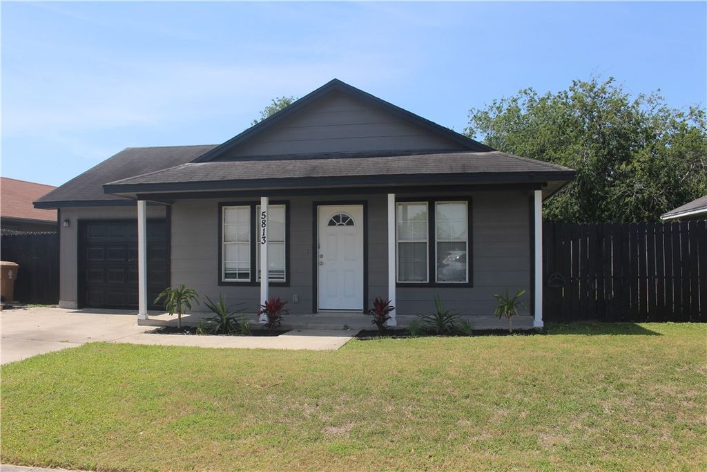 5813 Skylark Dr, Corpus Christi, TX 78408