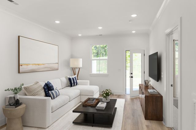 305 Panther Dr, Murfreesboro, TN 37127