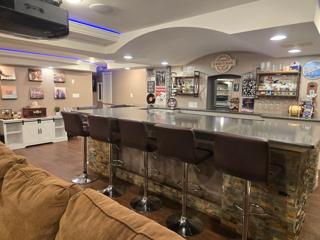 948 Veterans Lane, Crown Point, IN 46307