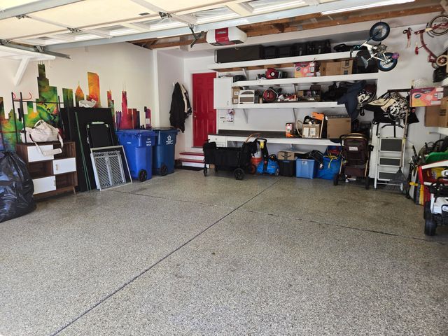 948 Veterans Lane, Crown Point, IN 46307