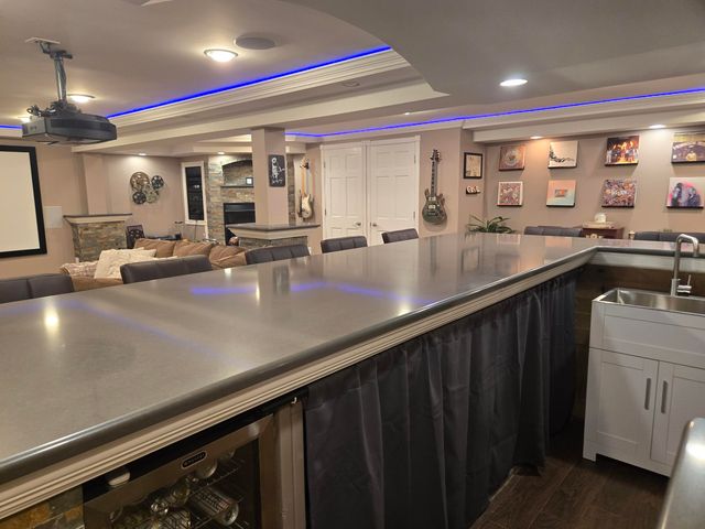 948 Veterans Lane, Crown Point, IN 46307