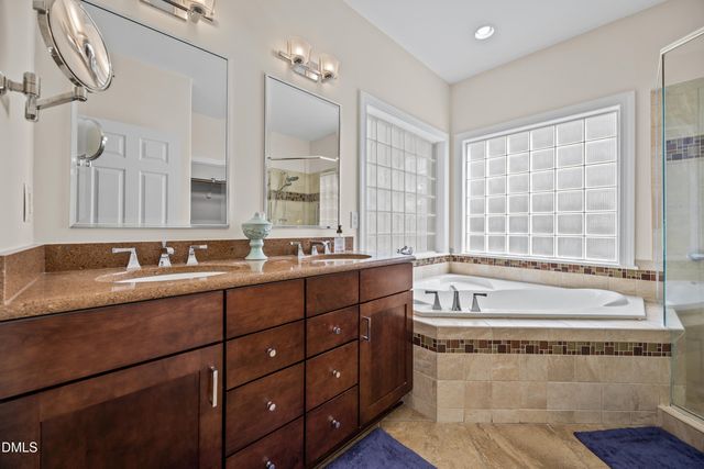 5720 Huntford Lane, Raleigh, NC 27606