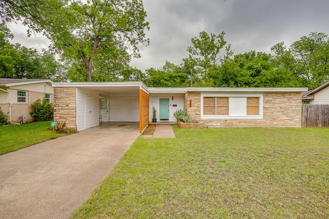 2904 Martin Lydon Avenue, Fort Worth, TX 76133