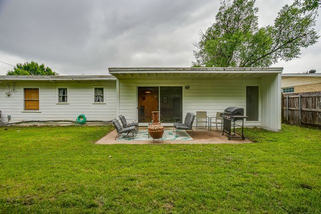 2904 Martin Lydon Avenue, Fort Worth, TX 76133