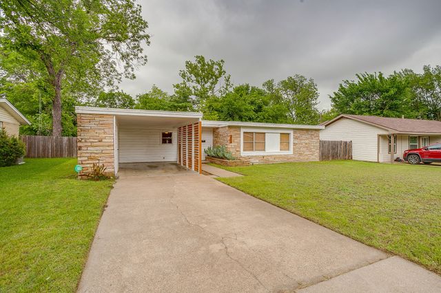 2904 Martin Lydon Avenue, Fort Worth, TX 76133