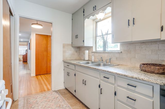 2904 Martin Lydon Avenue, Fort Worth, TX 76133