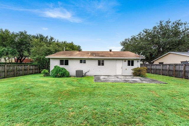2011 SW 99TH Terrace, Miramar, FL 33025