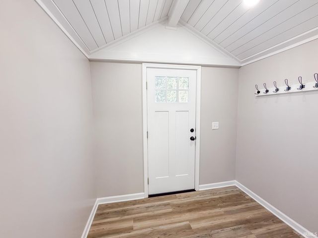 22954 Old Us 20, Elkhart, IN 46516