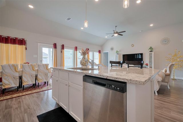 8619 Jetty Glen Drive, Cypress, TX 77433