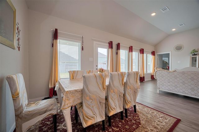 8619 Jetty Glen Drive, Cypress, TX 77433