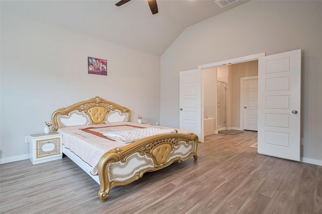 8619 Jetty Glen Drive, Cypress, TX 77433