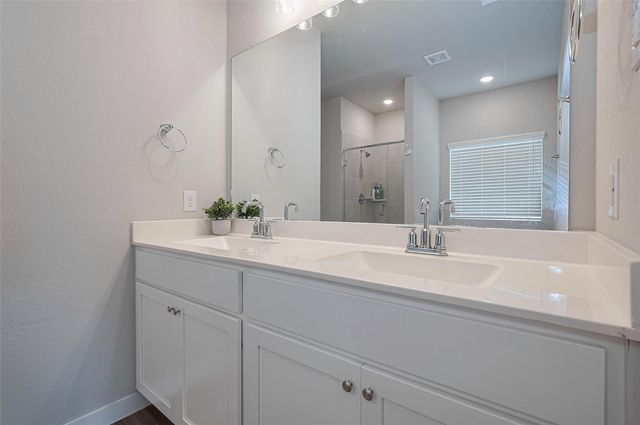 8619 Jetty Glen Drive, Cypress, TX 77433