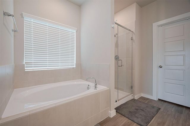 8619 Jetty Glen Drive, Cypress, TX 77433