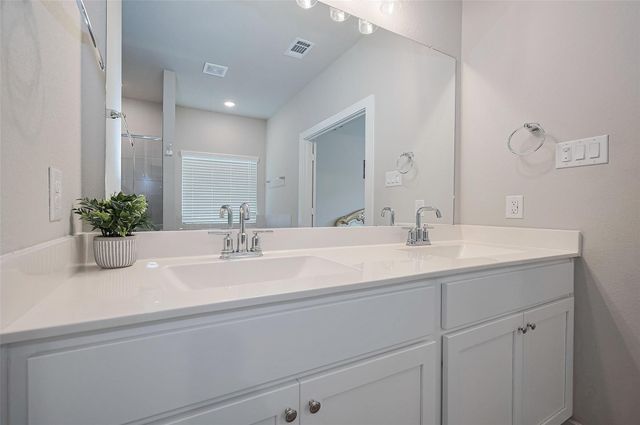 8619 Jetty Glen Drive, Cypress, TX 77433