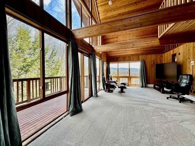20 Crest Lane, Madison, NH 03849