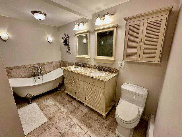 20 Crest Lane, Madison, NH 03849