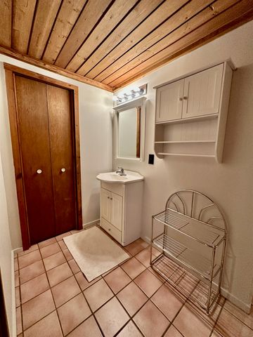 20 Crest Lane, Madison, NH 03849