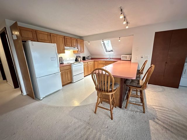 20 Crest Lane, Madison, NH 03849