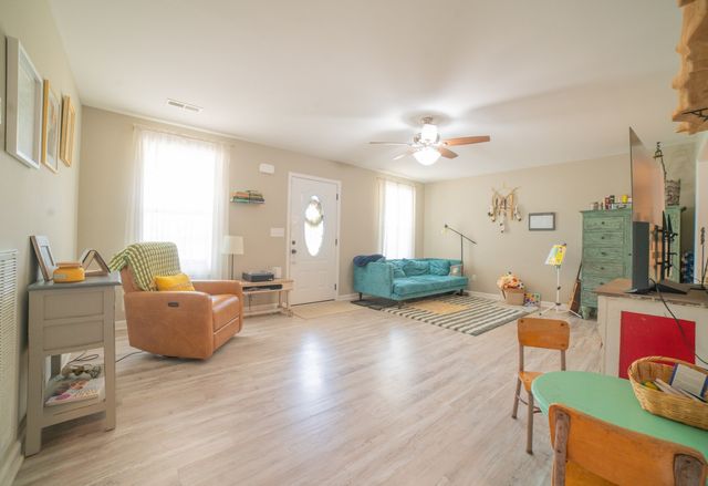 1030 Bryant Rd, Ashland City, TN 37015