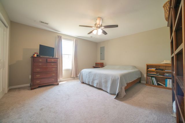 1030 Bryant Rd, Ashland City, TN 37015