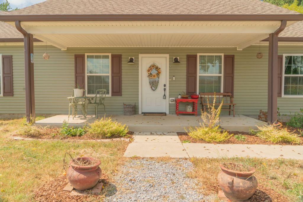 1030 Bryant Rd, Ashland City, TN 37015