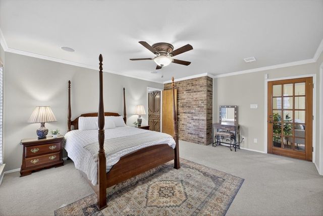 5112 Misty Wood Drive, Arlington, TX 76017