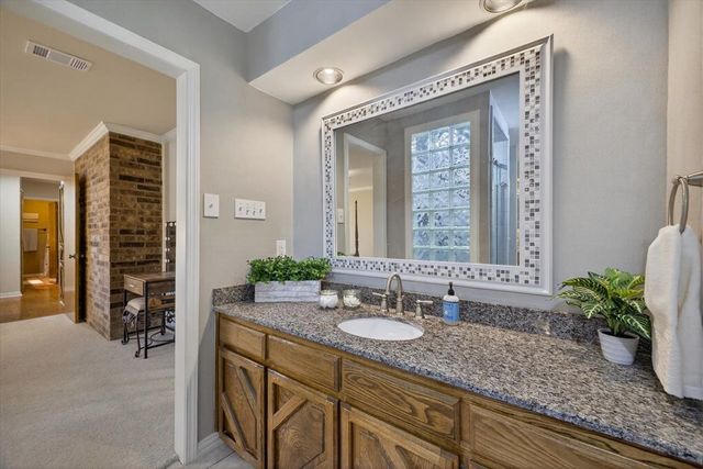 5112 Misty Wood Drive, Arlington, TX 76017