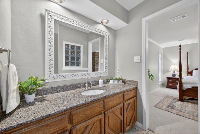 5112 Misty Wood Drive, Arlington, TX 76017