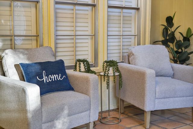 5112 Misty Wood Drive, Arlington, TX 76017