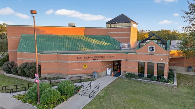 5112 Misty Wood Drive, Arlington, TX 76017