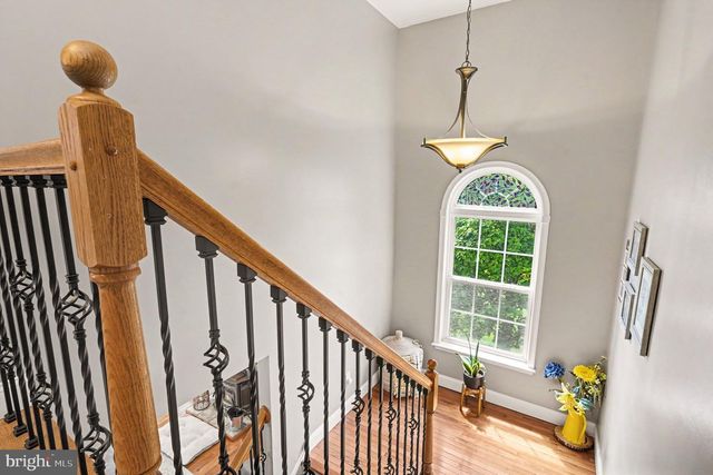 8 ELK LN, Elkton, MD 21921