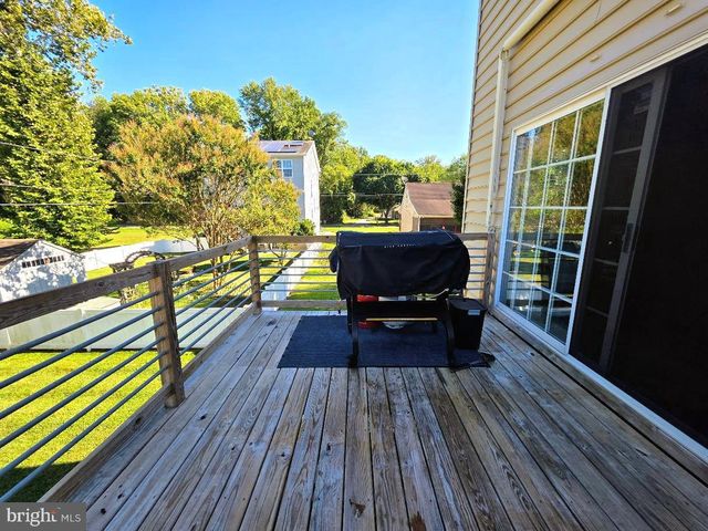 8 ELK LN, Elkton, MD 21921