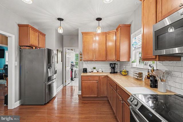 8 ELK LN, Elkton, MD 21921