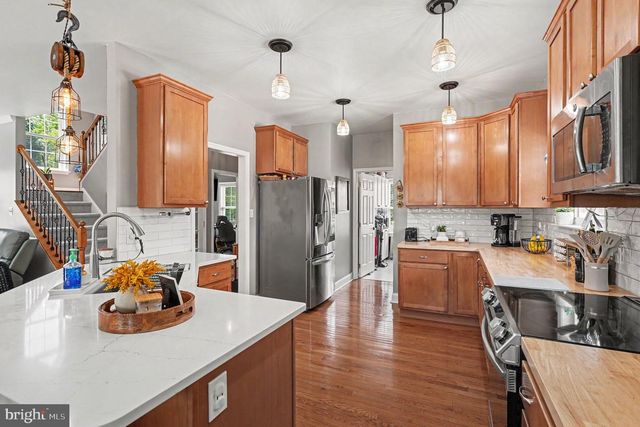 8 ELK LN, Elkton, MD 21921