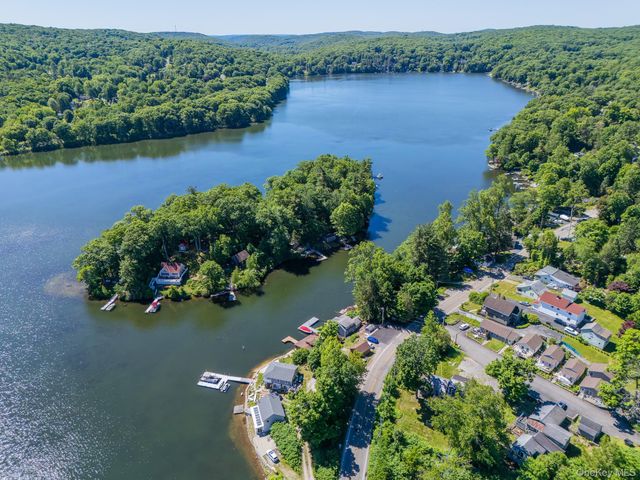 1616 Route 292 Cottage 12, Holmes, NY 12531