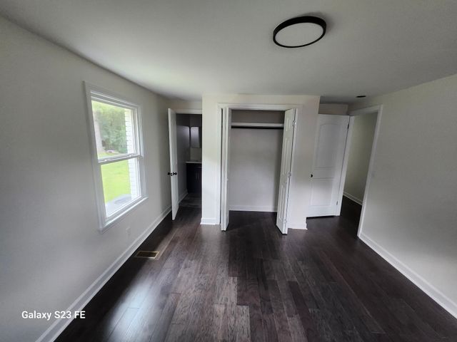 100 Wall St., Marion, SC 29571