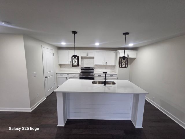 100 Wall St., Marion, SC 29571